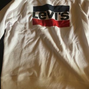 Levi’s pull over